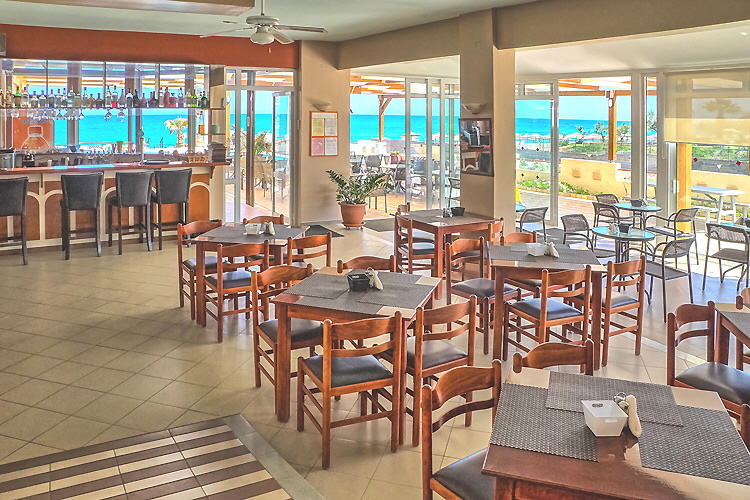 Restaurant und Meerblick